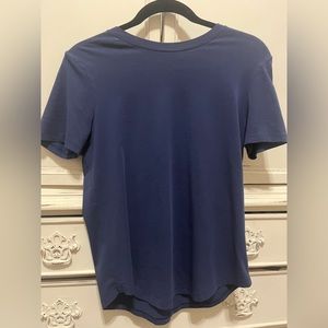 Lululemon Tee